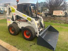 Skid steer Bobcat A300 2010 Skid and steering - picture0' - Click to enlarge