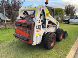 Skid steer Bobcat A300 2010 Skid and steering - picture2' - Click to enlarge