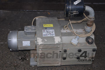 BECKER Vacuum PUMP 3kW 4HP 3 phase KV1.3.100 100m3/hr 900mbar