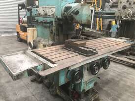 Zayer Ram Type Mill - Factory Clearance Sale! - picture0' - Click to enlarge