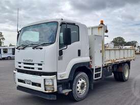 Isuzu FVR - picture0' - Click to enlarge