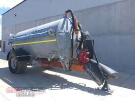 Abbey Single Axle Tank Ag Trailer - picture0' - Click to enlarge