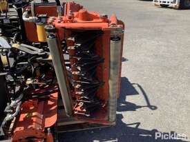 Used Jacobsen Trailed Gang Mower Model NH5 Reel Mower Weight 468Kg Cutting  Deck Width 800mmm Cutti Wide Area mower in , - Listed on Machines4u