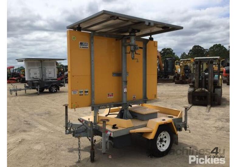 Used Data Signs 2015 Data Signs Traffic Trailer in , Listed on Machines4u