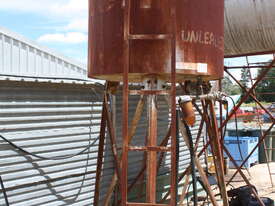 Fuel Tank Overhead - picture0' - Click to enlarge