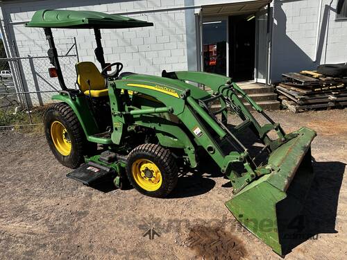 John Deere 3120 Tractor Loader and Mower