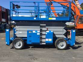 Genie GS5390RT Diesel Scissor Lift - picture0' - Click to enlarge