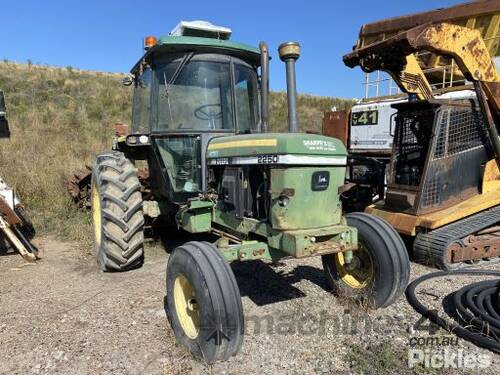 John Deere 2250 2WD Tractor