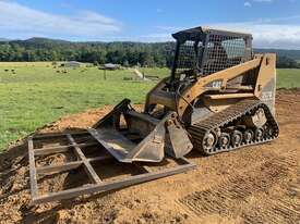 CAT 247B Rubber 2.8 Ton Tracked Mini Loader - picture0' - Click to enlarge