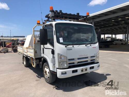 2012 Isuzu NQR450 Premium Flatbed Crane Truck