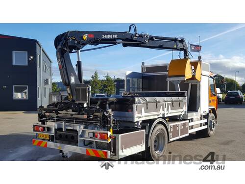caption HIAB X082 Truck-Mounted Crane – Lifting Capacity: 8.1 tm!