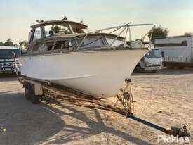 Unbranded Fibreglass Boat & Trailer - picture0' - Click to enlarge