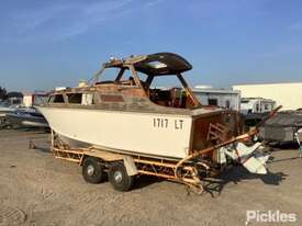 Unbranded Fibreglass Boat & Trailer - picture2' - Click to enlarge