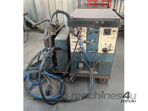 SAFMIG 180 BL MIG WELDER