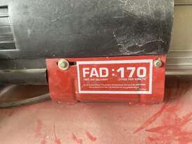 Air Compressor - picture1' - Click to enlarge