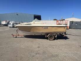 Sunray Boat and Trailer - picture2' - Click to enlarge