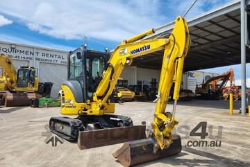 KOMATSU PC35MR-3 3.6T EXCAVATOR WITH A/C CAB, FULL CIVIL SPEC AND 950 HOURS