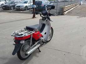 Honda 110 Super CUB - picture1' - Click to enlarge