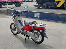 Honda 110 Super CUB - picture2' - Click to enlarge