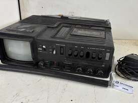 HANIMEX HTV531-4, ALL IN 1 TV, RADIO & TAPE DECK - picture0' - Click to enlarge