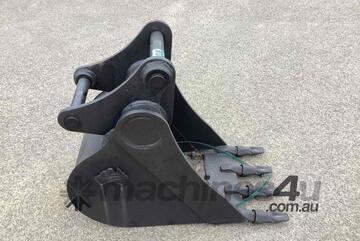 ATLAS ENGINEERING mud-tilting-buckets Excavator Bucket - New and Used ...