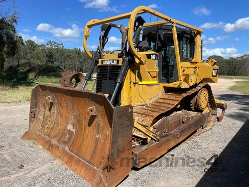 Caterpillar D6T Std Tracked-Dozer Dozer