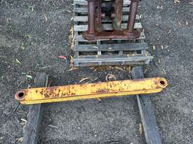 Excavator Parts - picture2' - Click to enlarge