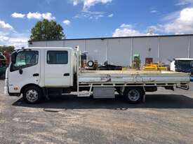 2015 Hino 300 series Crew Cab Table Top - picture2' - Click to enlarge