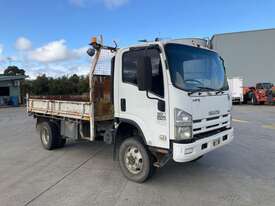 2008 Isuzu NPS300 Tipper - picture0' - Click to enlarge