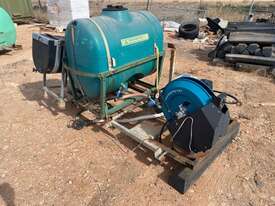 Green Goldacers Spray Unit, with a Honda GX200 Motor - picture1' - Click to enlarge