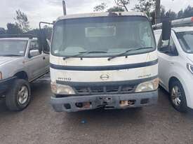 2006 Hino Dutro U404 (4x2) Tipper *Non-Running* - picture2' - Click to enlarge