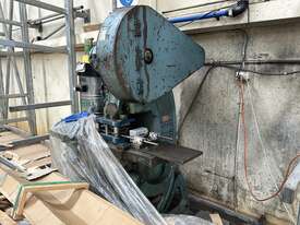 William Wallbank & Sons 20A Press Machine - picture0' - Click to enlarge