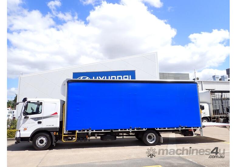 caption HYUNDAI D115