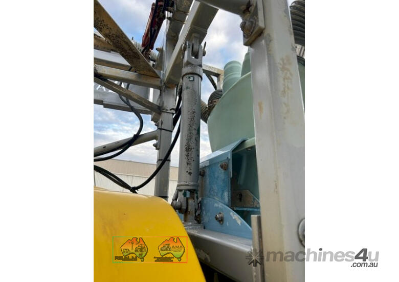 (7592) Tornado 3000 lt  Sprayer (Griffith, ACT)