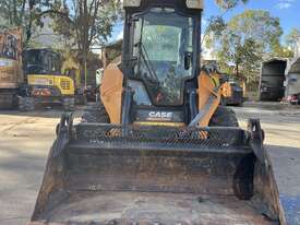 Case SR200 Skid Steer - picture0' - Click to enlarge