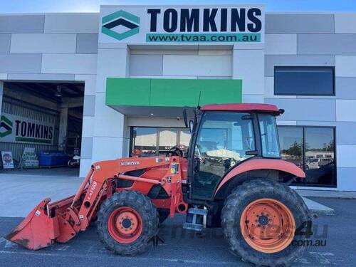 Kubota M6040D Tractor Loader - Air Cab