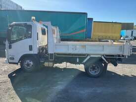 2019 Isuzu NLS 45-150 Tipper - picture2' - Click to enlarge