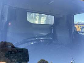 2015 Hino 300 (4x2) Pantech **MECHANICAL ISSUES** - picture0' - Click to enlarge