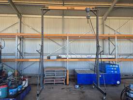 Mobile Girder Rail MGT-1T- Gantry - picture0' - Click to enlarge