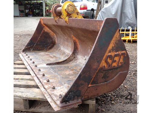 9-22 ton (65mm pin) 1750mm Excavator Mud Bucket