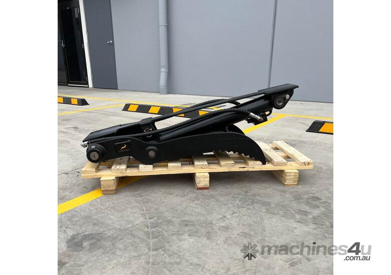 caption (BRAND NEW) Hydraulic Thumb 1.7T - 2.5T + FREE SERVICING KIT (RRP $1,925)