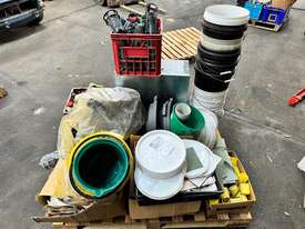 QTY X 1 PALLET OF CONCRETING CHAIRS, BUCKETS ETC - picture0' - Click to enlarge