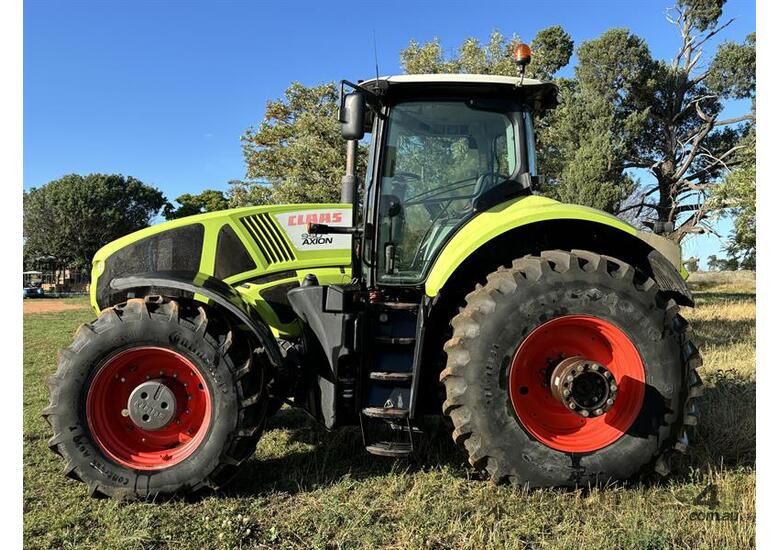 2013 CLAAS 950 AXION TRACTOR