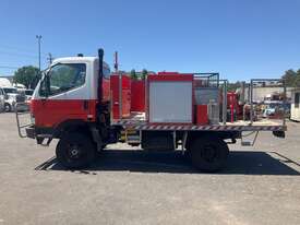 1998 Mitsubishi 500/600 Canter 4x4 Firetruck - picture2' - Click to enlarge