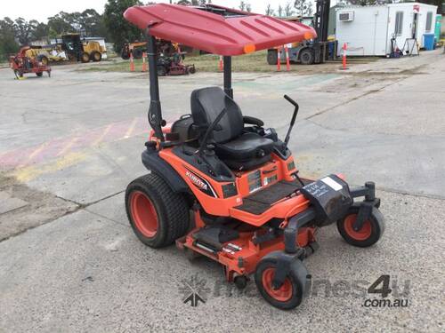 2015 Kubota ZD1211 Zero Turn Ride On Mower