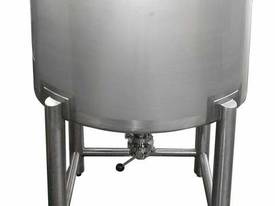  250L Tank(conical bottom, lid& 2\ butterflyvalve) - picture0' - Click to enlarge