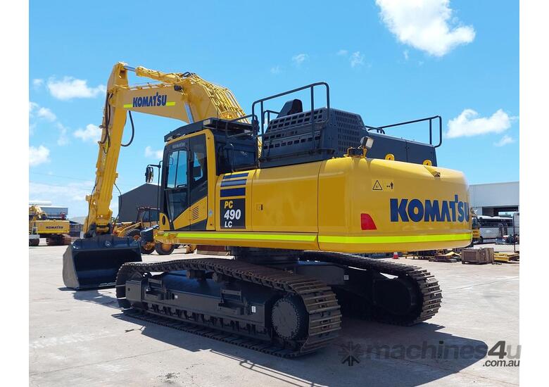 caption 2021 Komatsu PC490LC_11