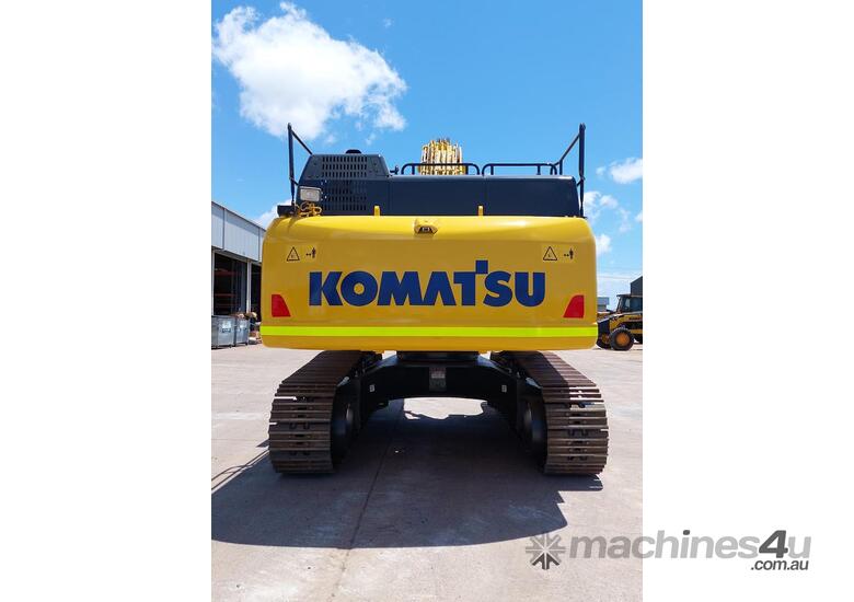 caption 2021 Komatsu PC490LC_11