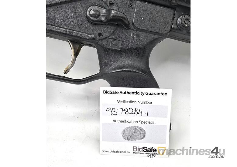 caption AN EX POLICE TRAINING MP5 MACHINE GUN