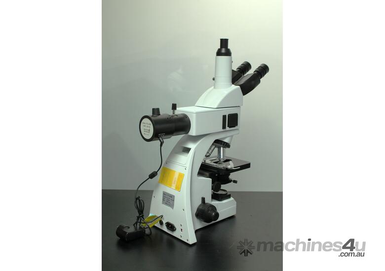 Fluorescent Trinocular Biological Microscope.